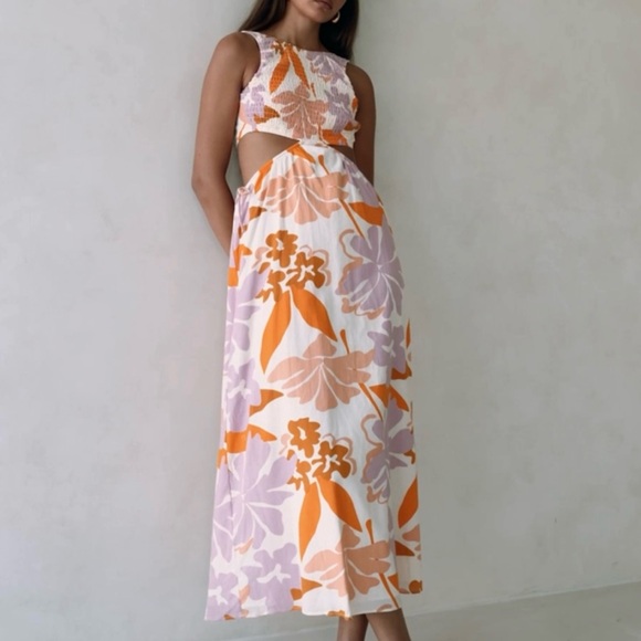 *NEW SABO DRESS* - Picture 2 of 7